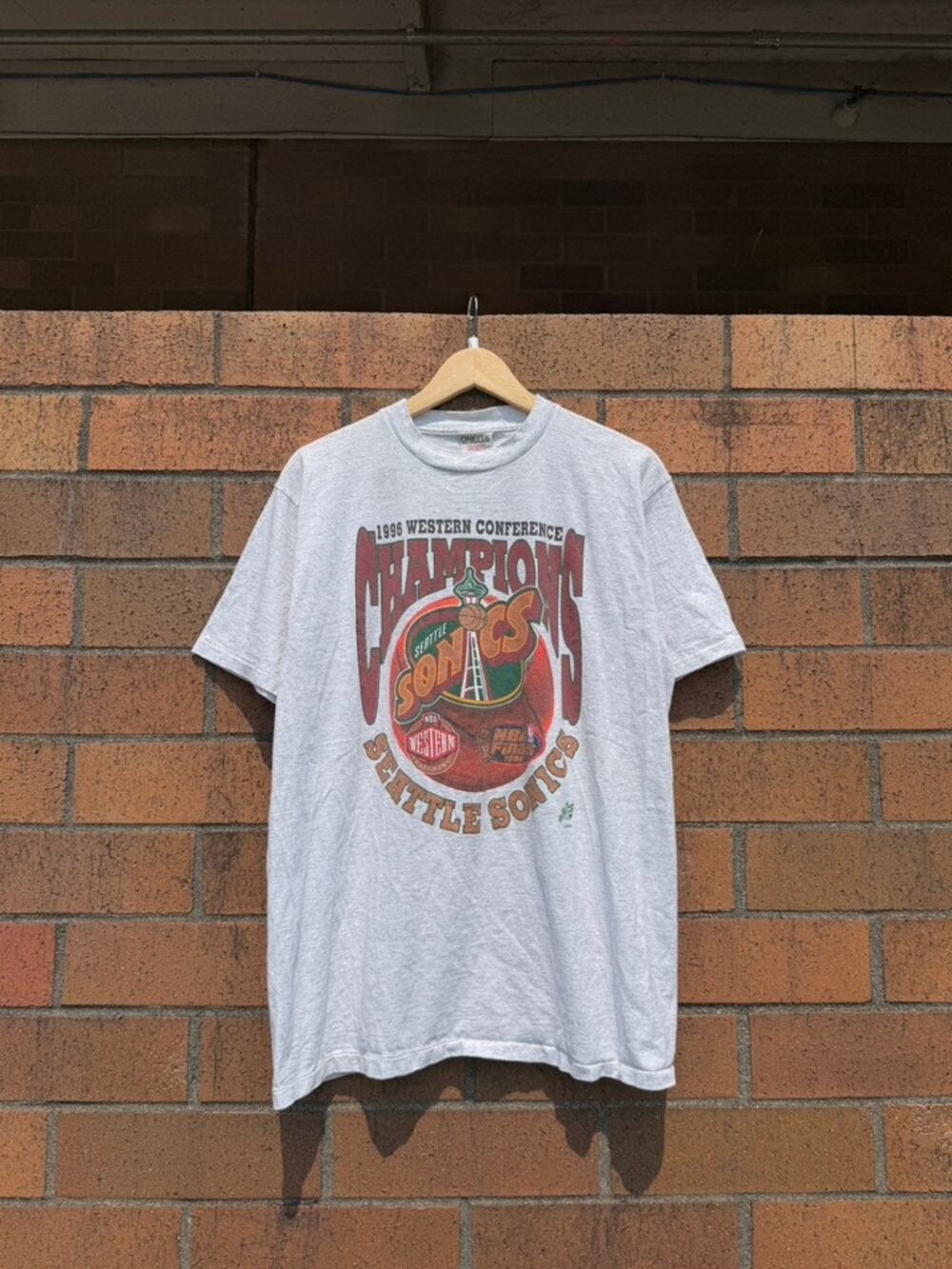 1996 Seattle Sonics 90s Vintage NBA Finals White Oneita Tee Shirt Supersonics